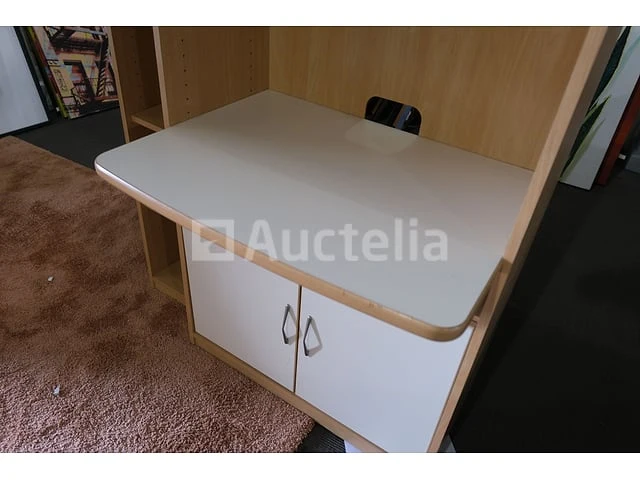 Opslagruimte voor het kantoor - afbeelding 2 van  6