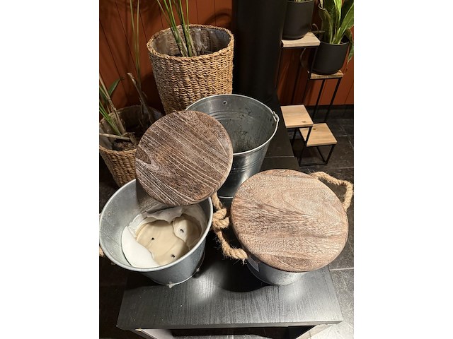 Opsmuk en versiering - afbeelding 2 van  9