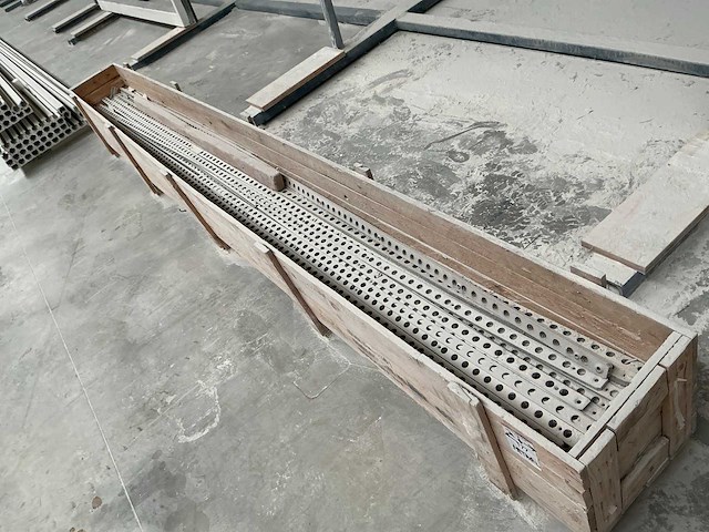 Opspan rails voor vrachtwagens / opleggers - afbeelding 4 van  7