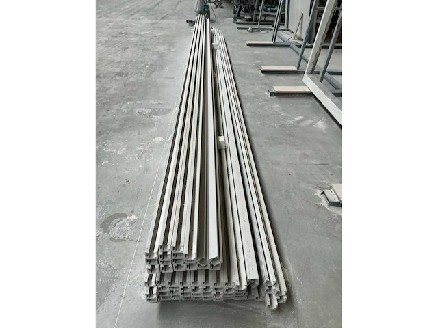 Opspan rails voor vrachtwagens / opleggers - afbeelding 7 van  7