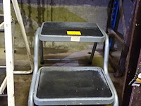 Opstapje - afbeelding 1 van  4