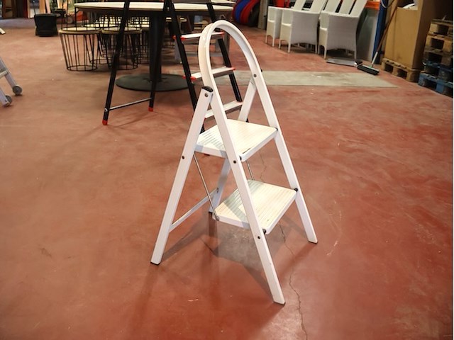 Opstapje - afbeelding 1 van  2