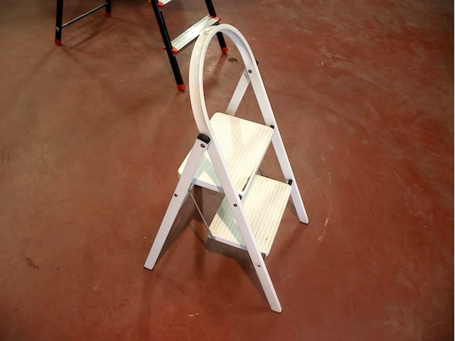 Opstapje - afbeelding 2 van  2