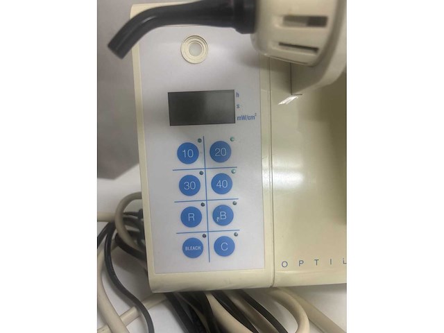 Optilux 501 tandarts apparatuur - afbeelding 2 van  4