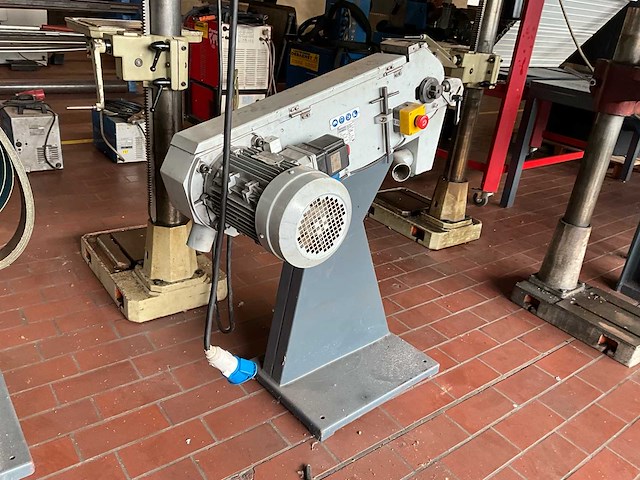 Optimum opti bsm 75 y100l-2 bandschuurmachine - afbeelding 1 van  4