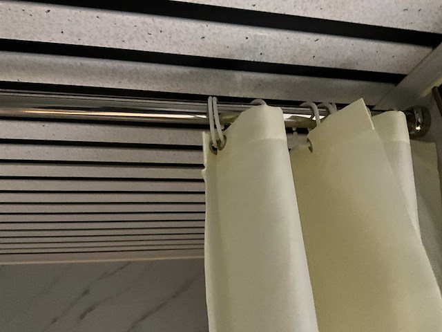 Optimus - mobiele badkamer - afbeelding 20 van  30