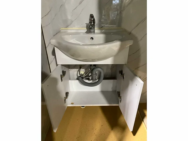 Optimus - mobiele badkamer - afbeelding 9 van  30