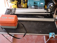 Optische waterpas met statief