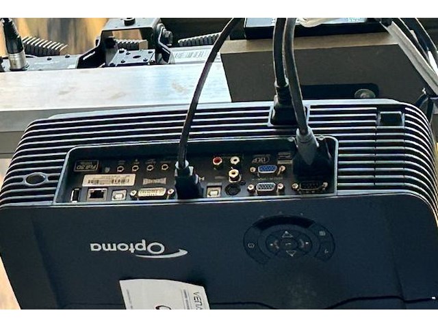 Optoma beamer + screen - afbeelding 3 van  9