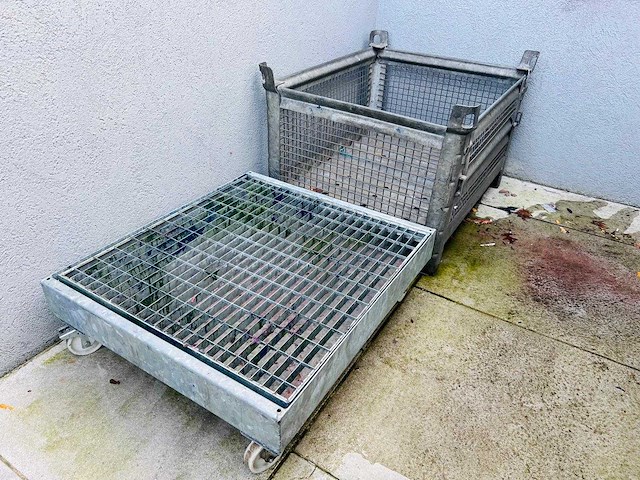 Opvangbak en gitterbox - - olie opvangbak (2x) - afbeelding 1 van  3