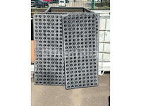 Opvangbak van polyethyleen voor 8 vaten (ref:014414-009)