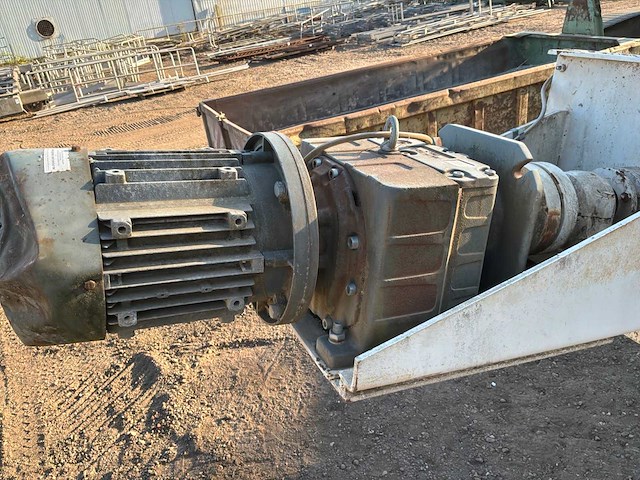 Opvoerveizel met bunker - afbeelding 4 van  13