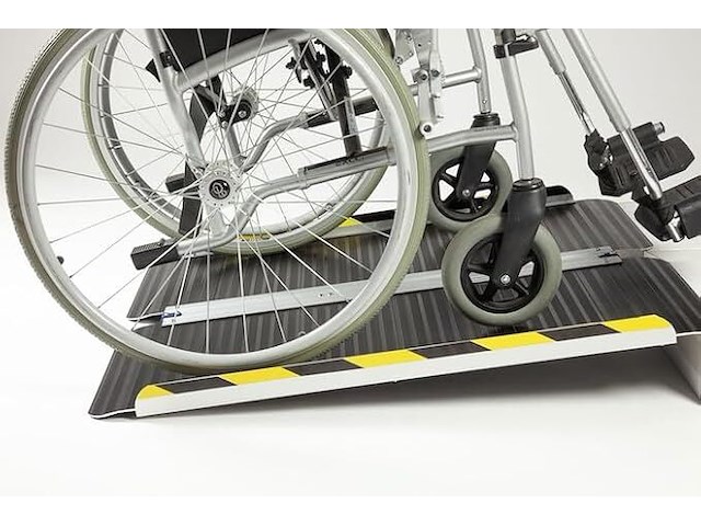 Opvouwbare ramp rolstoel 152cm - afbeelding 1 van  4