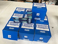 Oral-b 3d white zachte munt (120x) - afbeelding 2 van  5