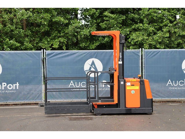 Orderpicker bt ome 100mw elektrisch 850kg 2.7m 2015 - afbeelding 1 van  1