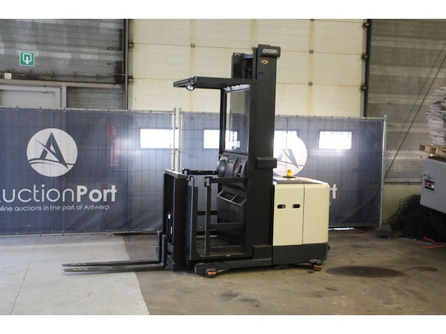 Orderpicker crown elektrisch 5130mm - afbeelding 1 van  1