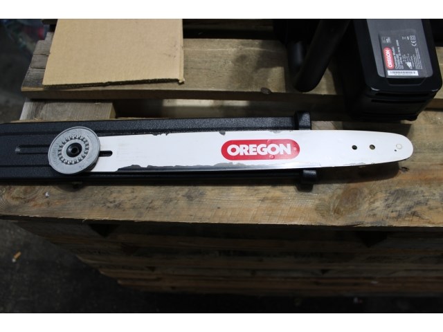 Oregon cs1400 - krachtige elektrische kettingzaag - afbeelding 3 van  5