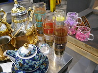 Orientaalse theekannen met glaasjes - afbeelding 5 van  6