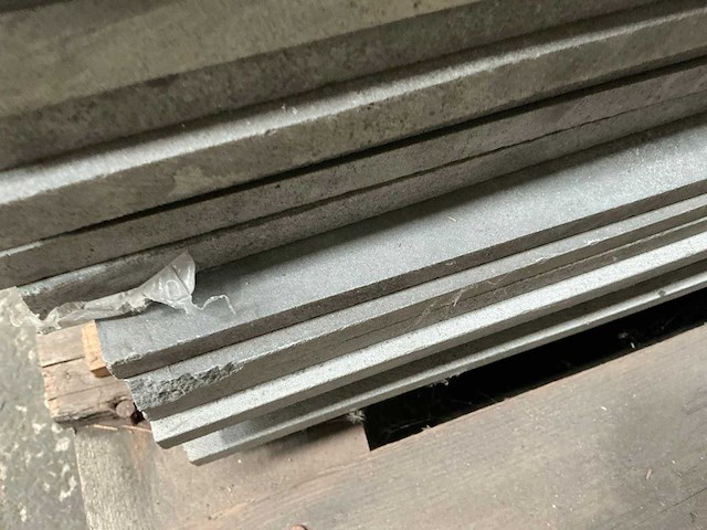 Oriental basalt natuursteen tuintegel 8,5 m2 (34x) - afbeelding 4 van  5