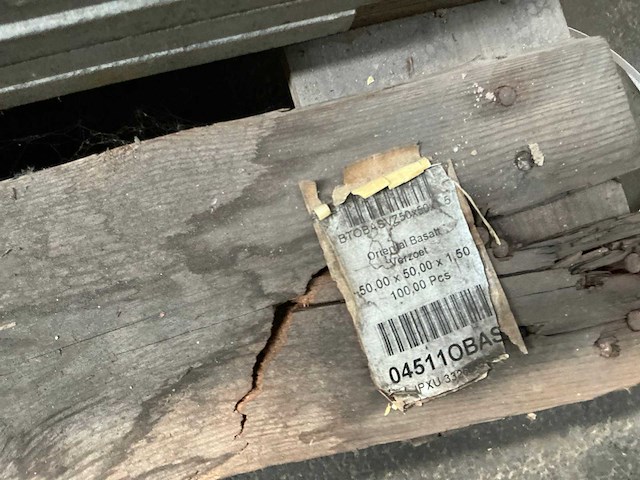 Oriental basalt natuursteen tuintegel 8,5 m2 (34x) - afbeelding 5 van  5