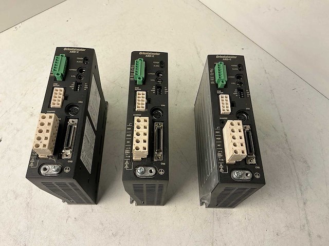 Orientmotor ard-c stappenmotor driver (3x) - afbeelding 1 van  5