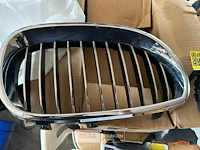 Originele grill voor bmq e60 - afbeelding 2 van  3