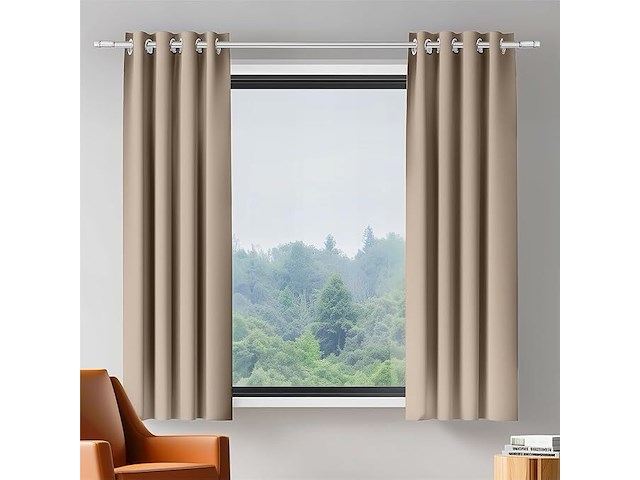 Orinova beige verduisterende gordijne (140x183 cm) - afbeelding 1 van  6