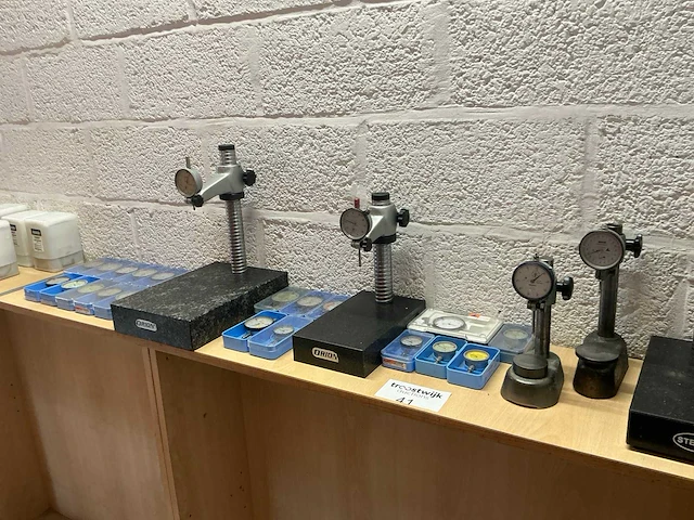 Orion en steinle partij precisie meetklokken - afbeelding 1 van  7