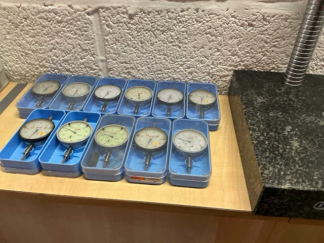 Orion en steinle partij precisie meetklokken - afbeelding 7 van  7