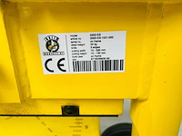 Orit - 3300-es - steenknipper - afbeelding 2 van  3
