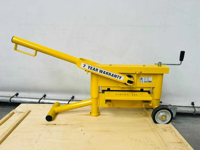 Orit - 3300-es - steenknipper - afbeelding 7 van  12