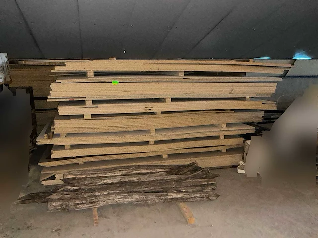Osb assortiment spaanplaten (120x) - afbeelding 1 van  3