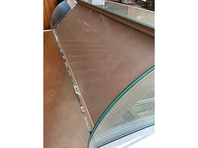 Oscartielle - banco dorado gelato - ijskoelvitrine - afbeelding 2 van  10