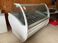 Oscartielle - banco dorado gelato - ijskoelvitrine - afbeelding 3 van  10