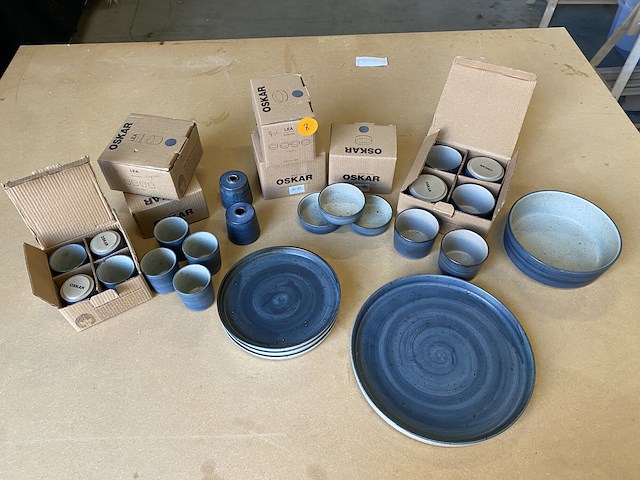 Oskar servies borden/tassen/kommen - afbeelding 1 van  6