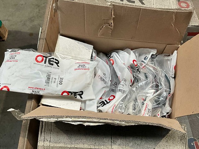 Oter diameter 125 m10 partij buisbeugels met draadstang bevestig - afbeelding 3 van  3