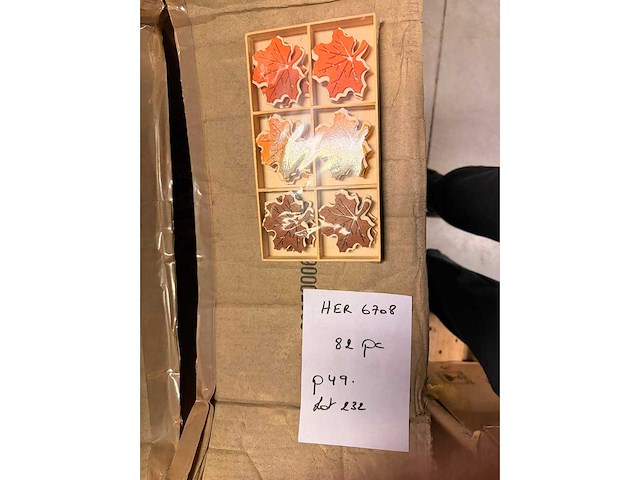 Otl decoratie vilten blad - kerst- & seizoensartikelen (82x) - afbeelding 2 van  2