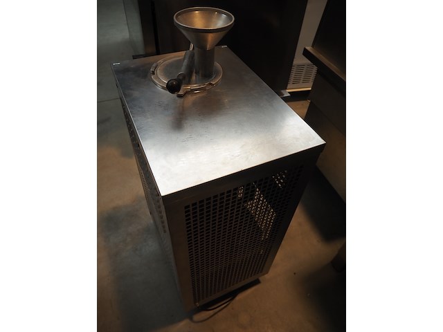 Ott freezer - afbeelding 5 van  10