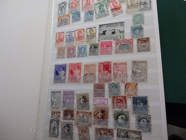 Oud boek met wereld verzameling - afbeelding 5 van  12