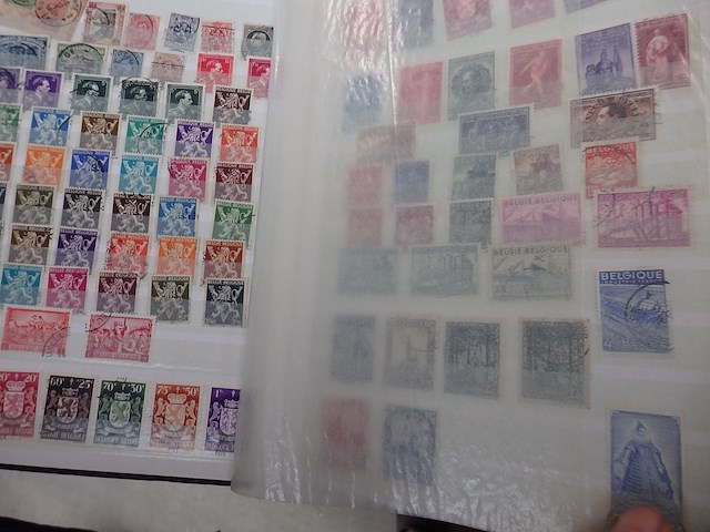 Oud boek met wereld verzameling - afbeelding 6 van  12