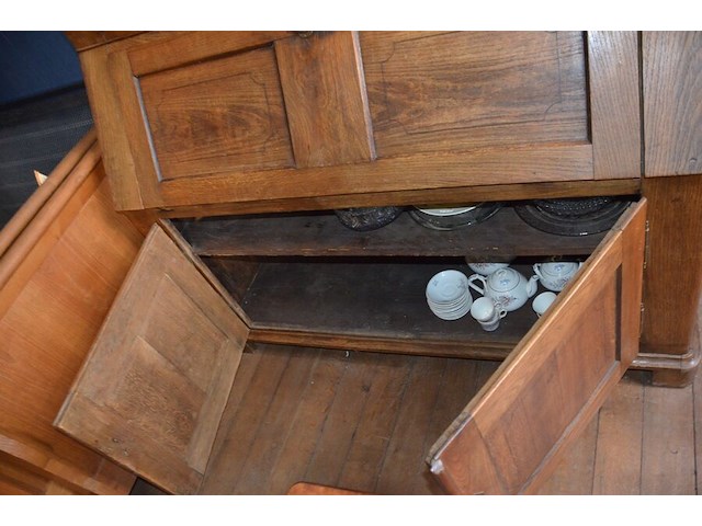 Oud eiken bureelkast met 2 deuren en valdeur met opzet 2 deuren afm. 240x145x60 - afbeelding 5 van  7