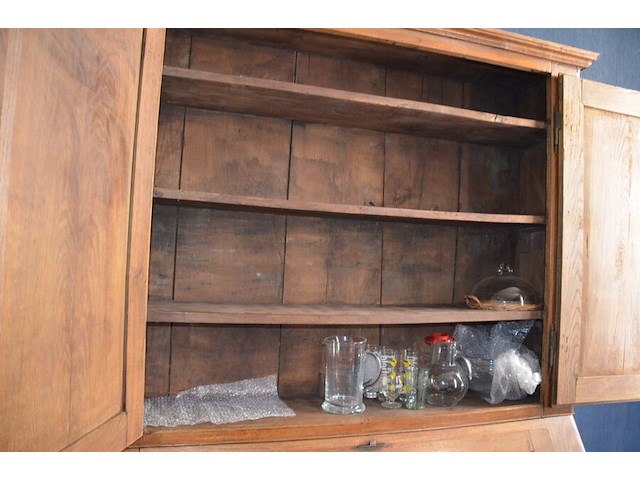Oud eiken bureelkast met 2 deuren en valdeur met opzet 2 deuren afm. 240x145x60 - afbeelding 6 van  7