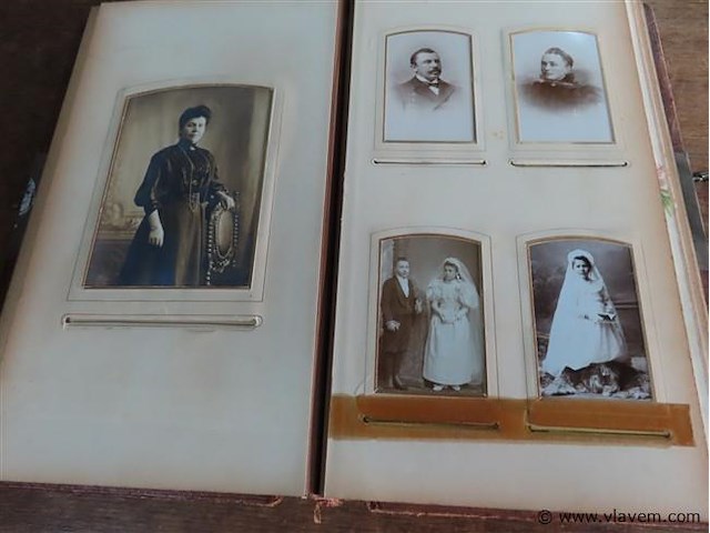 Oud fotoboek - afbeelding 5 van  7