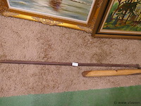 Oud landbouwwerktuig dorsvlegel - afbeelding 1 van  1