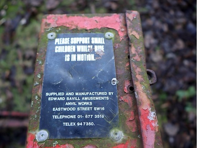 Oud mechanisch kindertoestel - afbeelding 4 van  5