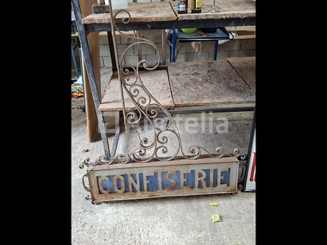 Oud metalen bord (banketbakken) - afbeelding 1 van  1