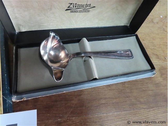 Oud tafelgerei - afbeelding 3 van  3