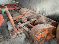 Oude bakfrees (in loods)