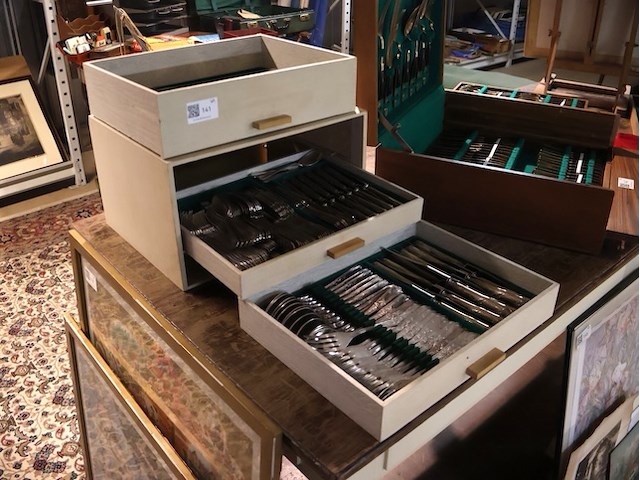 Oude bestekkoffer - afbeelding 1 van  8