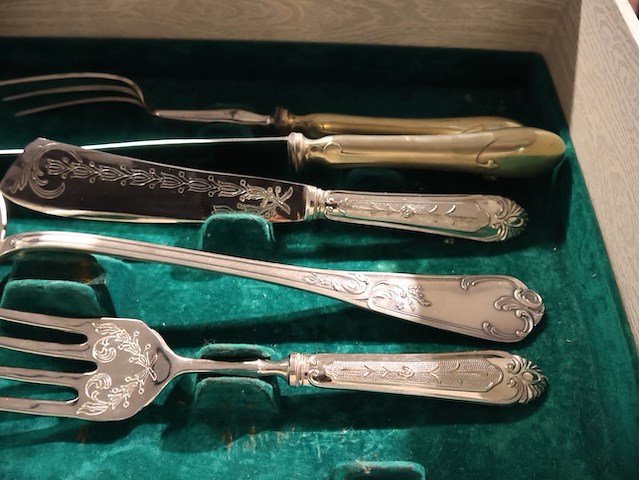 Oude bestekkoffer - afbeelding 8 van  8